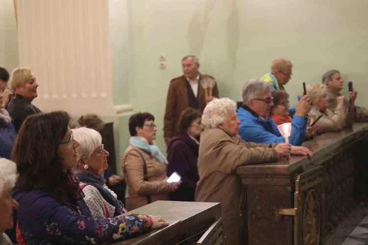 Poświęcenie figury MB Fatimskiej u św. Marii Magdaleny w Cieszynie