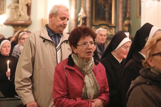 Poświęcenie figury MB Fatimskiej u św. Marii Magdaleny w Cieszynie