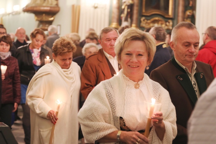 Poświęcenie figury MB Fatimskiej u św. Marii Magdaleny w Cieszynie