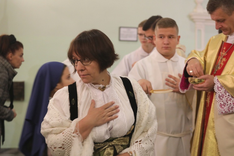 Poświęcenie figury MB Fatimskiej u św. Marii Magdaleny w Cieszynie