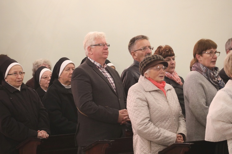 Poświęcenie figury MB Fatimskiej u św. Marii Magdaleny w Cieszynie