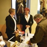 Prezentacja znaczka z Matką Boską Piekarską