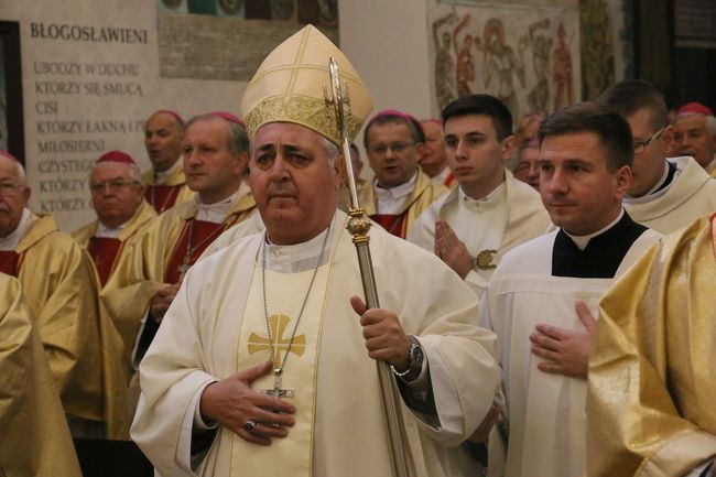 Salvatore Pennacchio, Nuncjusz Apostolski w Polsce, pozdrowił wszystkich od papieża Franciszka.