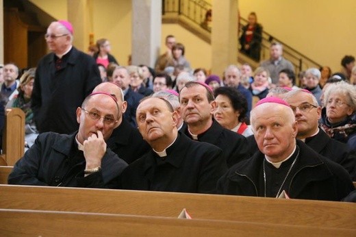 Biskupi u Matki Bożej Latyczowskiej