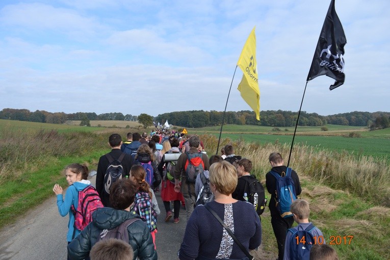Pielgrzymka trzebnicka 2017 - cz. 11 (grupa z Obornik Śląskich)