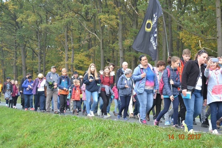 Pielgrzymka trzebnicka 2017 - cz. 11 (grupa z Obornik Śląskich)