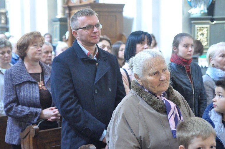 Święci Jan Paweł II i Maksymilian Kolbe w Muszynie