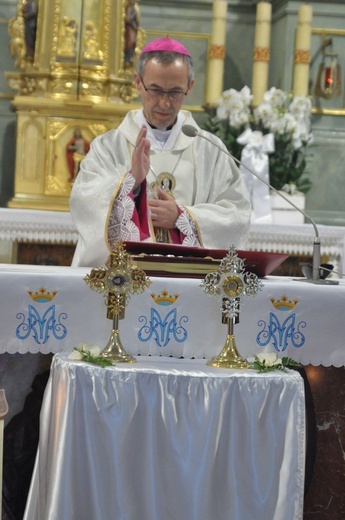Święci Jan Paweł II i Maksymilian Kolbe w Muszynie