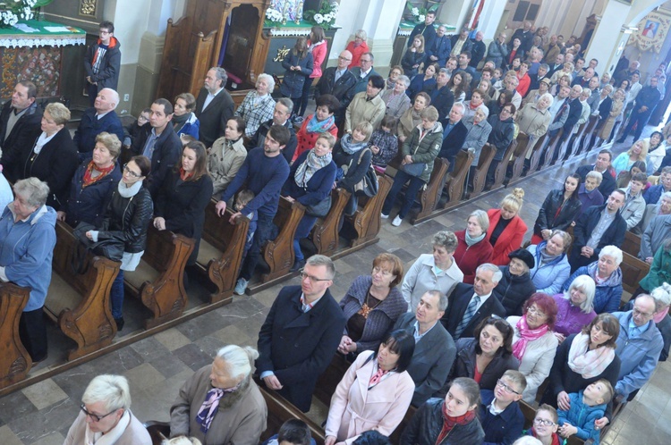 Święci Jan Paweł II i Maksymilian Kolbe w Muszynie