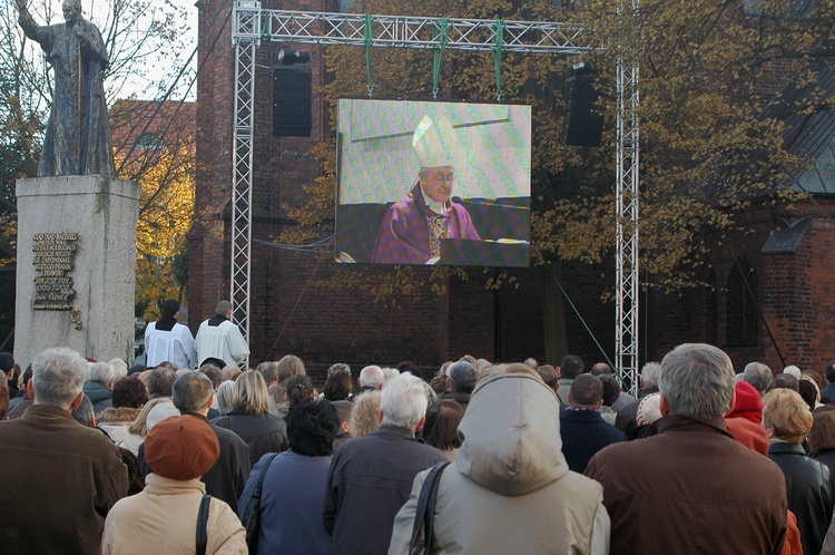 Pożegnanie w katedrze koszalińskiej