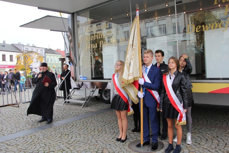 Mobilne Muzeum św. Jana Pawła II i św. Faustyny Kowalskiej