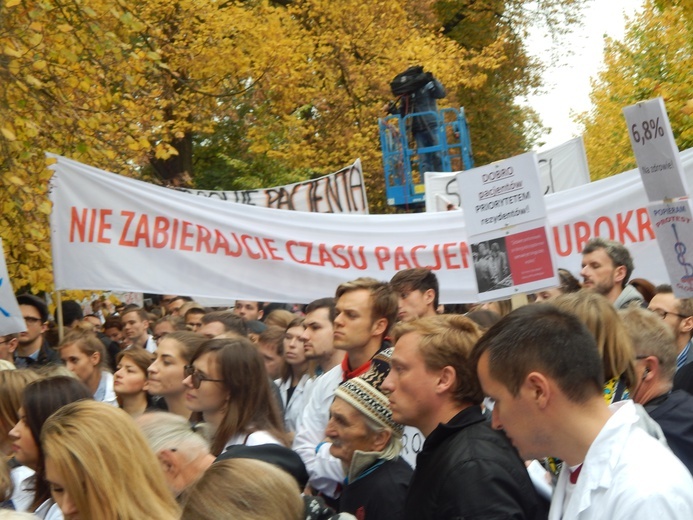 Protest lekarzy rezydentów w Warszawie