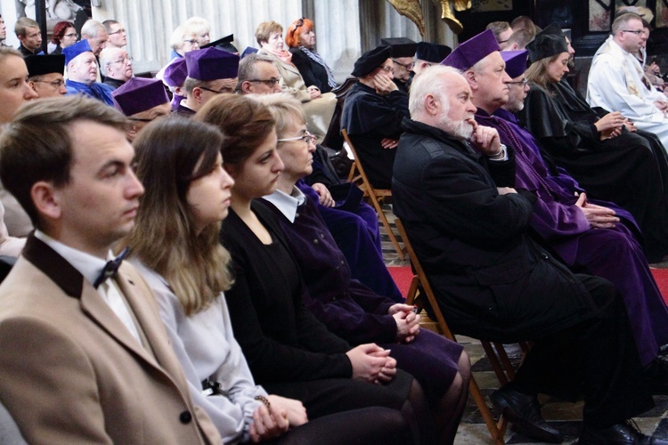 Msza św. podczas inauguracji roku akademickiego UPJPII