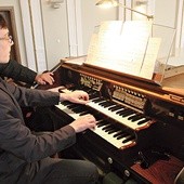 ◄	Młodzi, zdolni, wykształceni – nowe pokolenie godnie zastępuje swoich mistrzów.