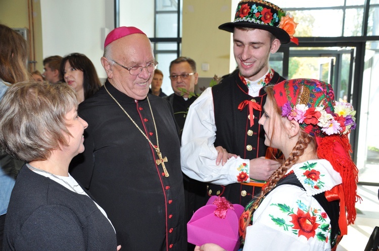 Dzień Papieski w Zduńskiej Dąbrowie