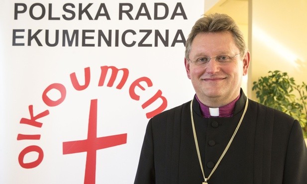 Bp Samiec: jako ewangelicy możemy wiele zaoferować polskiemu społeczeństwu