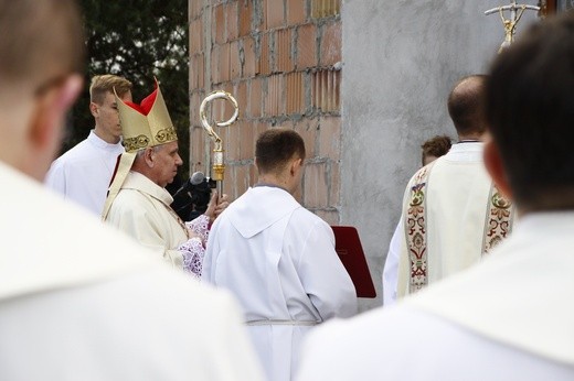 Poświęcenie kościoła w Kośmidrach