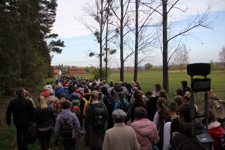 Piesza Pielgrzymka z Brzegu Dolnego do Łososiowic