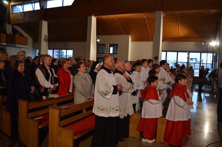 Poświęcenie świątyni oraz ołtarza św. Jana Pawła II w Nowym Targu 