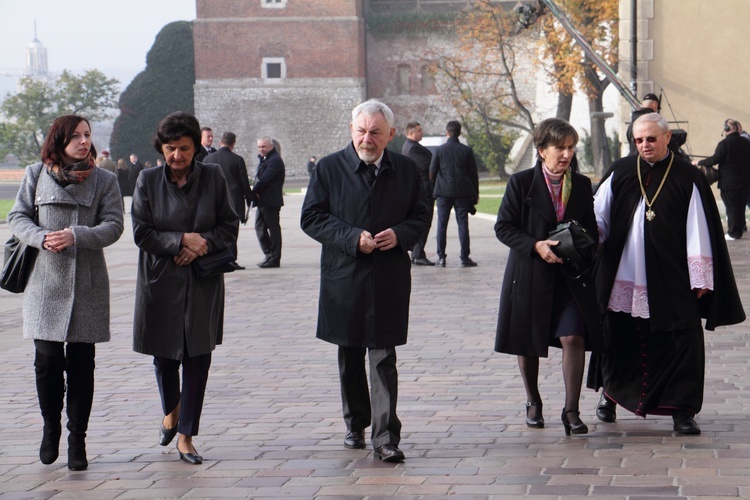 Uroczystość nałożenia paliusza abp. Markowi Jędraszewskiemu