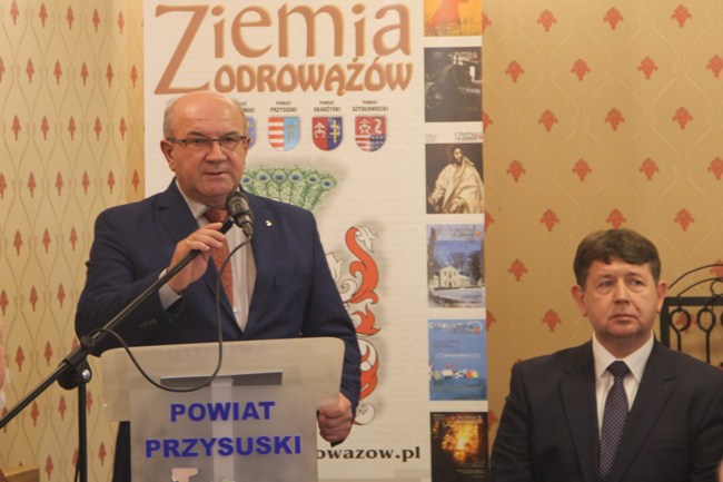 Sejmik Ziemi Odrowążów w „Emaus”