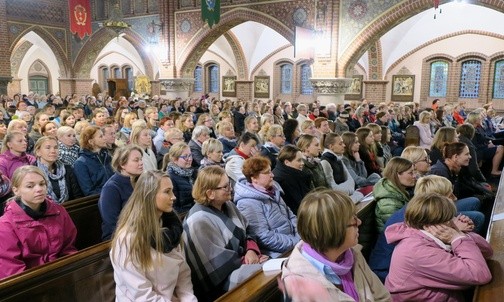 Konfesjonał to najlepszy gabinet kosmetyczny