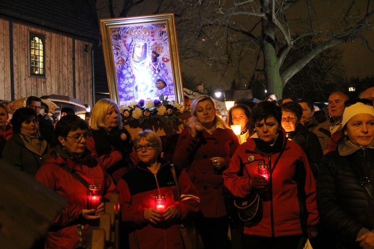 Procesja różańcowa w Tarnowie