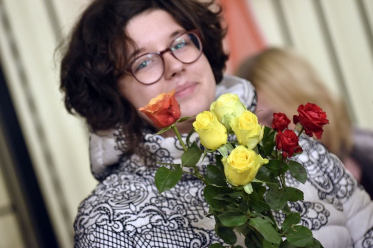 Przygotowanie i poświęcenie witraża, kraty i odnowionej figury