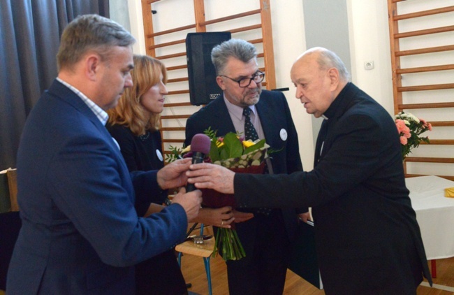 Spotkanie z poetą ks. Bonifacym Miązkiem