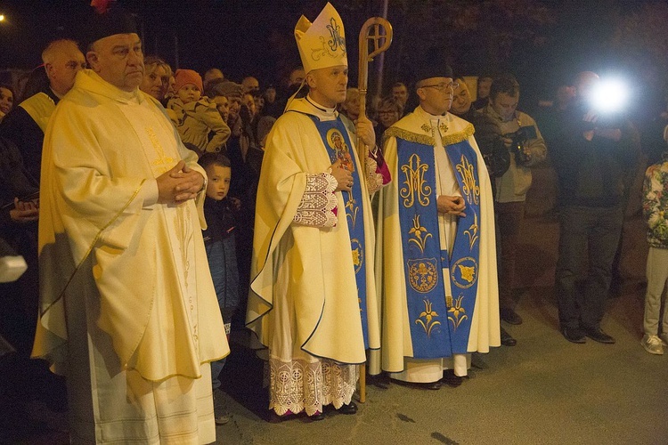 Tobie się zawierzamy w Chrośli