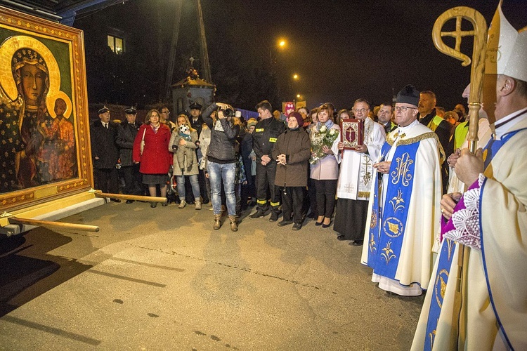 Tobie się zawierzamy w Chrośli