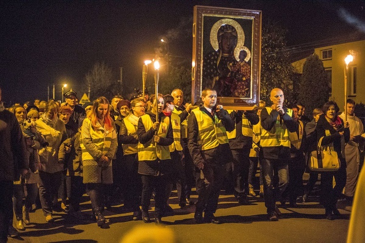 Tobie się zawierzamy w Chrośli