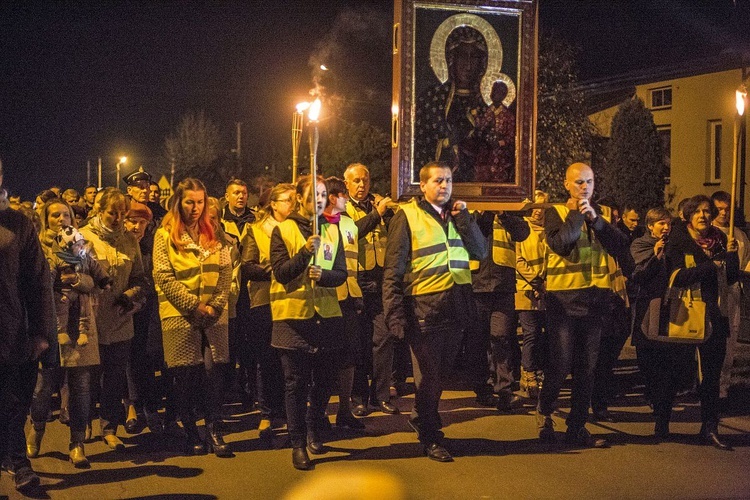 Tobie się zawierzamy w Chrośli