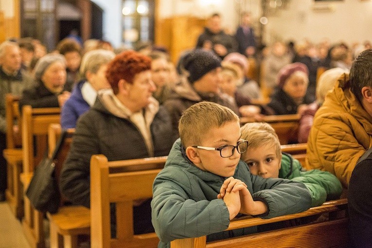 Tobie się zawierzamy w Chrośli