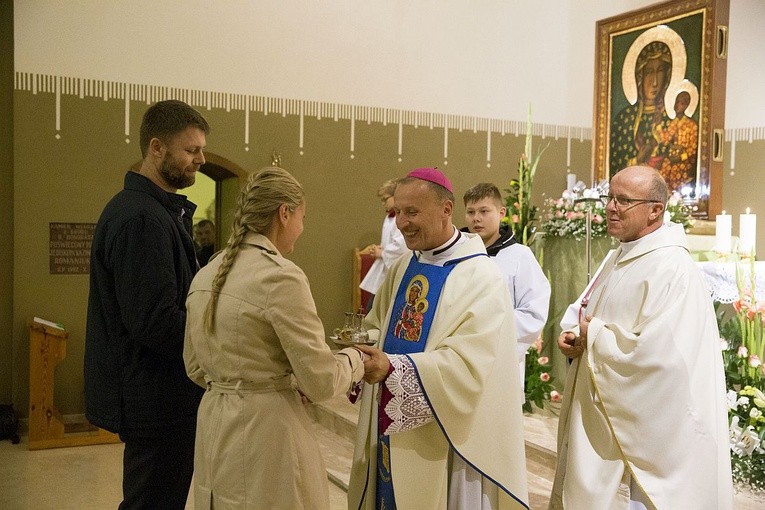 Tobie się zawierzamy w Chrośli