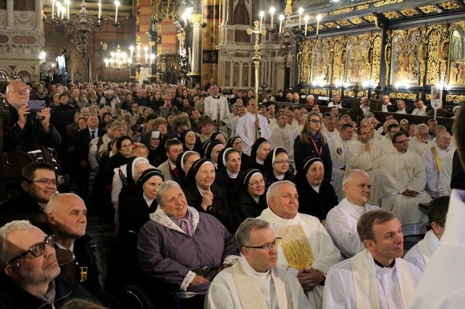 Kraków żegna bp. Grzegorza Rysia