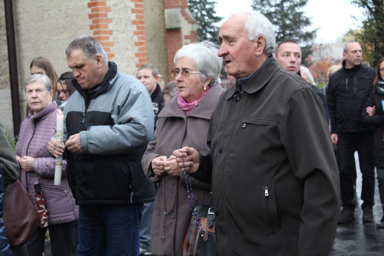 Relikwie św. Hiacynty i Franciszka w Pieszycach 