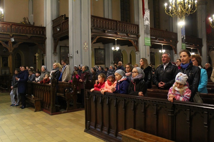 Relikwie św. Hiacynty i Franciszka w Pieszycach 