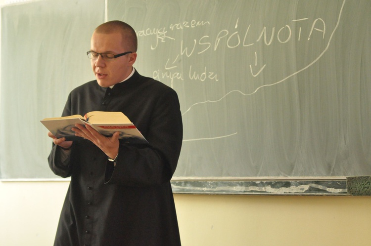 Katecheza synodalna w Rzuchowej