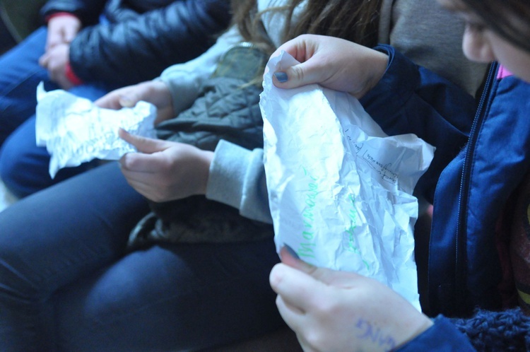 Młodzi na progu z Jadownik