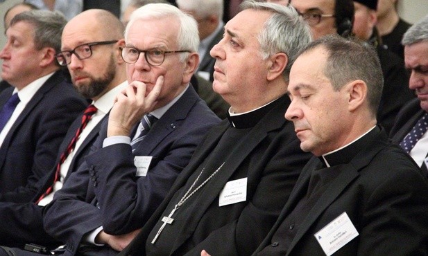 Dokąd zmierza Europa?