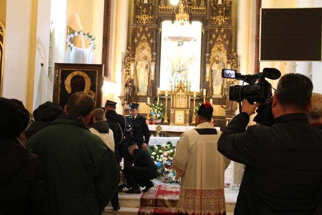 Maryja w Dębem Wielkim