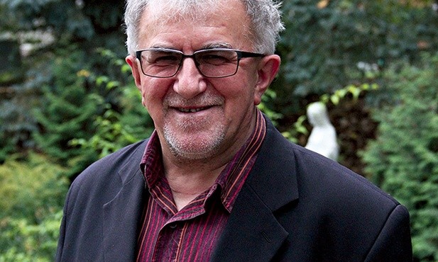 Ojciec prof. Zdzisław Kupisiński pracuje na KUL na Wydziale Teologii w Katedrze Religiologii i Misjologii.