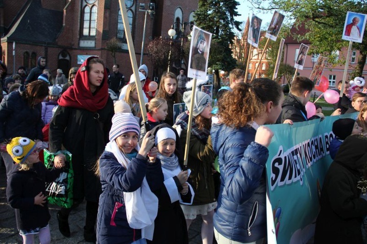 Święci na ulicach Drezdenka