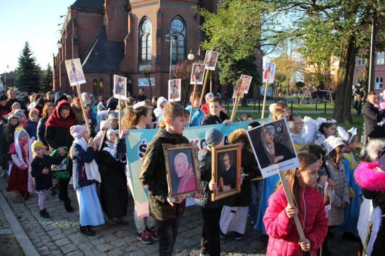 Święci na ulicach Drezdenka