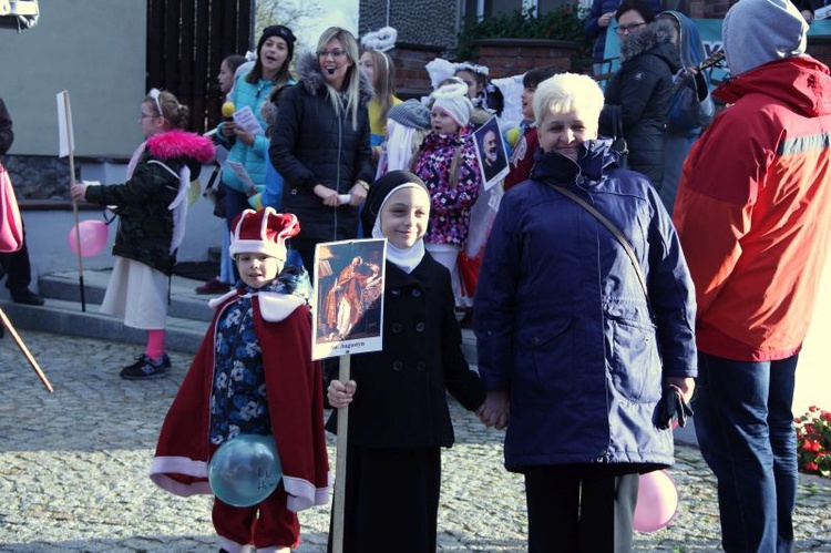 Święci na ulicach Drezdenka