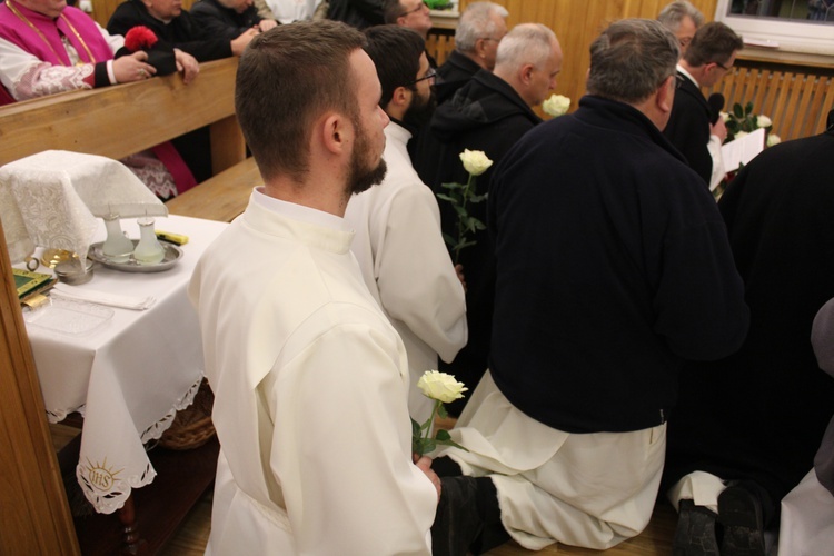 Zakończenie peregrynacj figurki Matki Bożej Fatimskiej w deicezji świdnickiej 