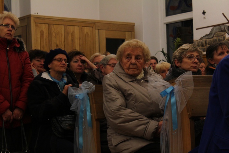 Zakończenie peregrynacj figurki Matki Bożej Fatimskiej w deicezji świdnickiej 