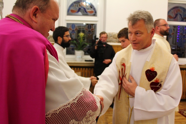 Zakończenie peregrynacj figurki Matki Bożej Fatimskiej w deicezji świdnickiej 