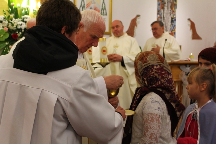 Zakończenie peregrynacj figurki Matki Bożej Fatimskiej w deicezji świdnickiej 